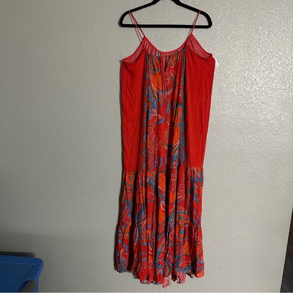 Intimately free people miles away Elegant Red Paisley floral Maxi Dress size L - Picture 3 of 11